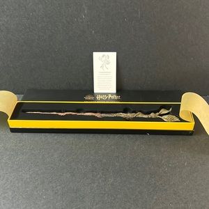 Harry Potter Exclusive Design Collection Celebratory Wand - The Bowtruckle